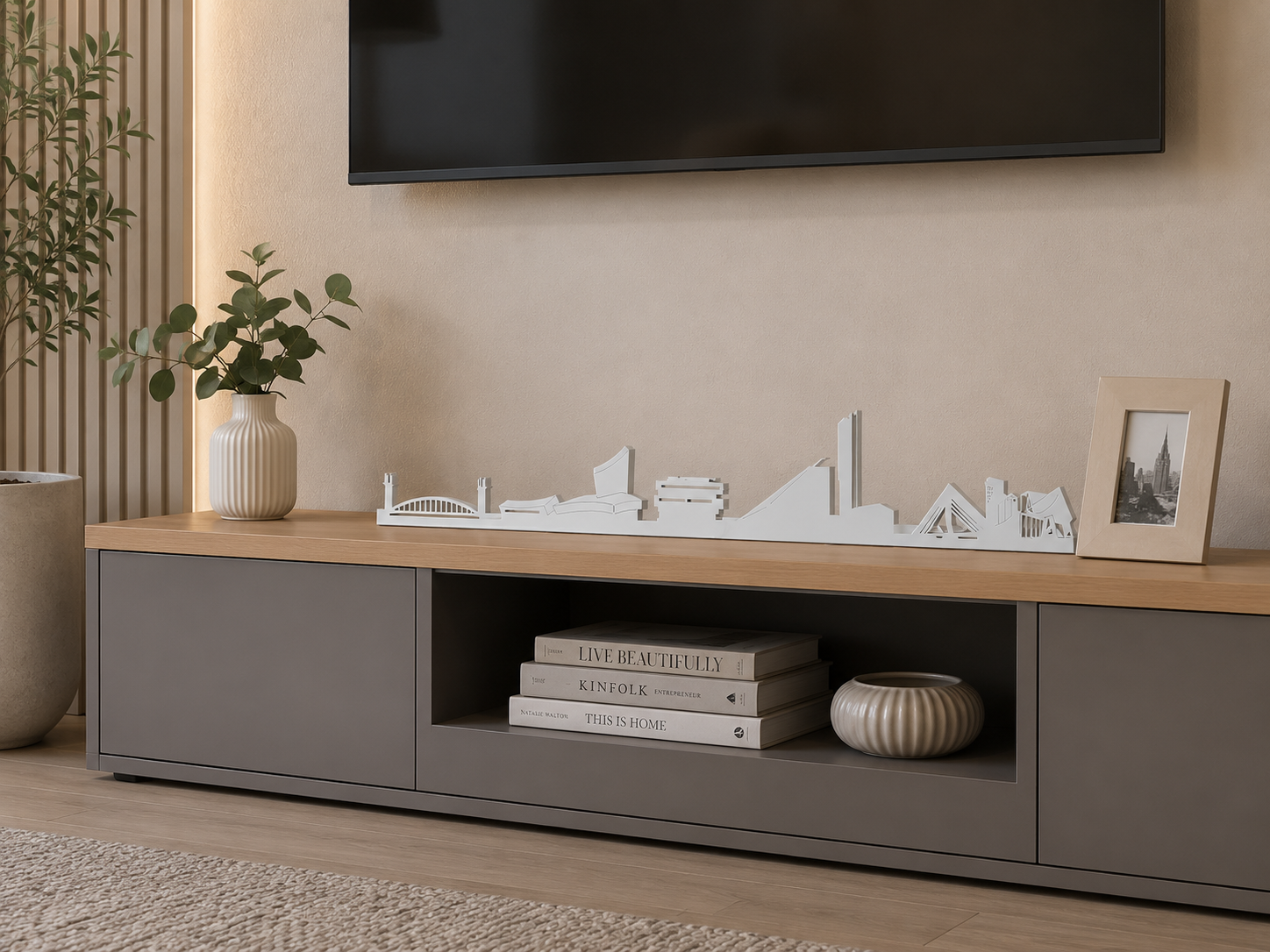 Decorative skyline display